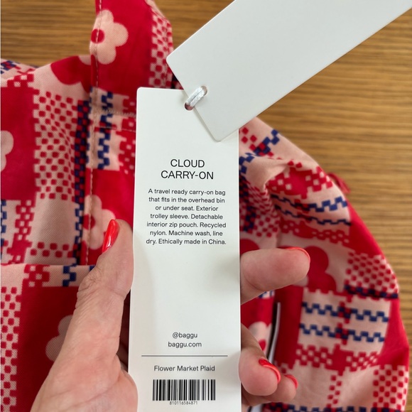 Sandy Liang Baggu Cloud Carry On - Picture 3 of 6